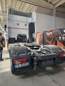 truck XF460SLH LD FB960DC 50437